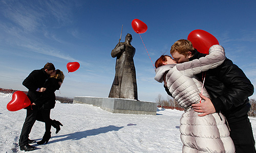 Российское восприятие праздника всех влюбленны1